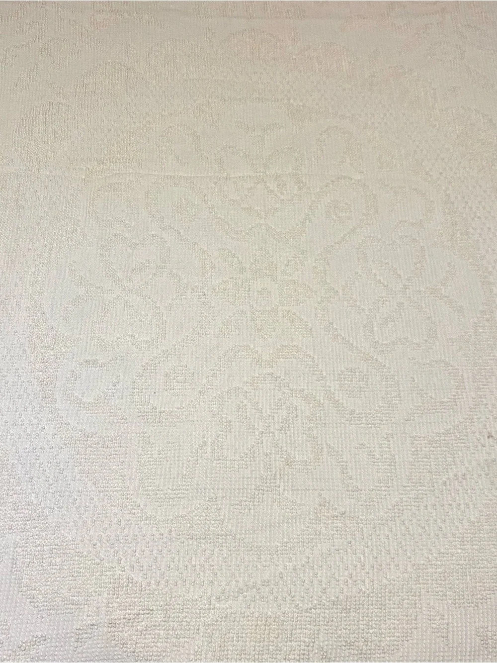 Vintage Midcentury White Floral Mandala Hobnail Bedspread with Fringe Twin Full